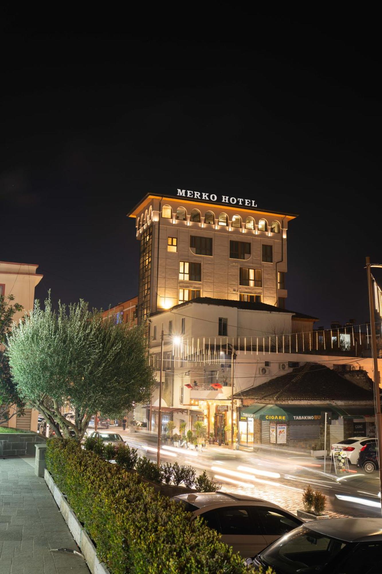 Merko Hotel Berat Exterior foto